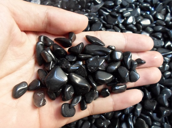 Thạch anh đen là loại đá có khả năng chế ngự những nguồn năng lượng xấu